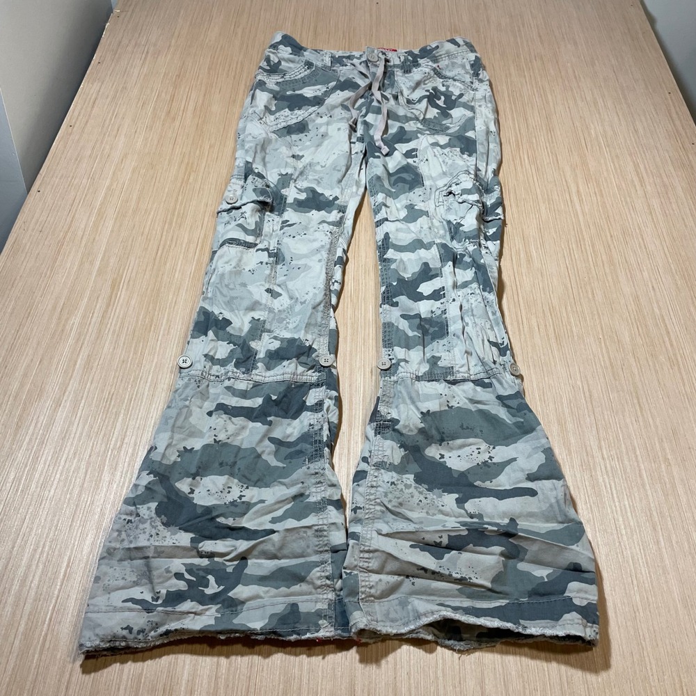 Unionbay Cargo Pants Women Grey Camo Flare Leg Y2K Utility Low Rise Size 1